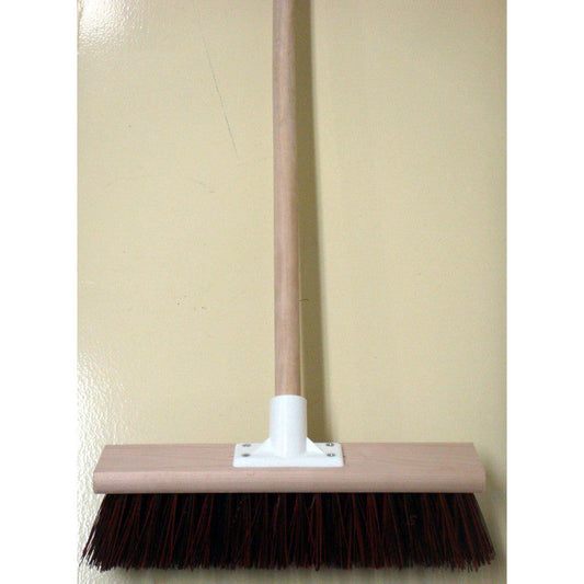 610mm Garden Broom with Handle
