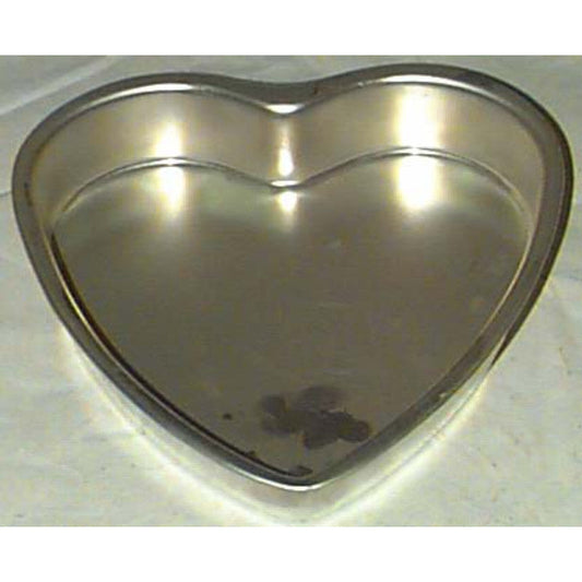 8" Tin Heart Shape Pan
